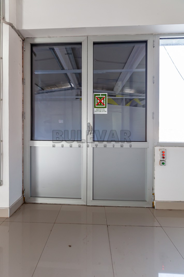 Lokal, 530 m2, Kičevo, Ivana Milutinovića ID: i-013260 9