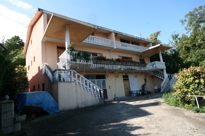 četvorosobna kuća, 500 m2, Niška Banja, Trg republike ID: p-01602 5