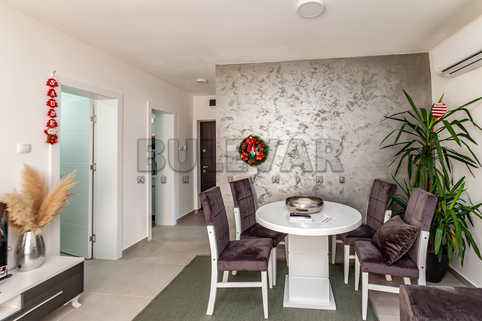 Dvosoban stan, 38 m2, Crveni Pevac, Hajduk Stanka ID: i-013267 1