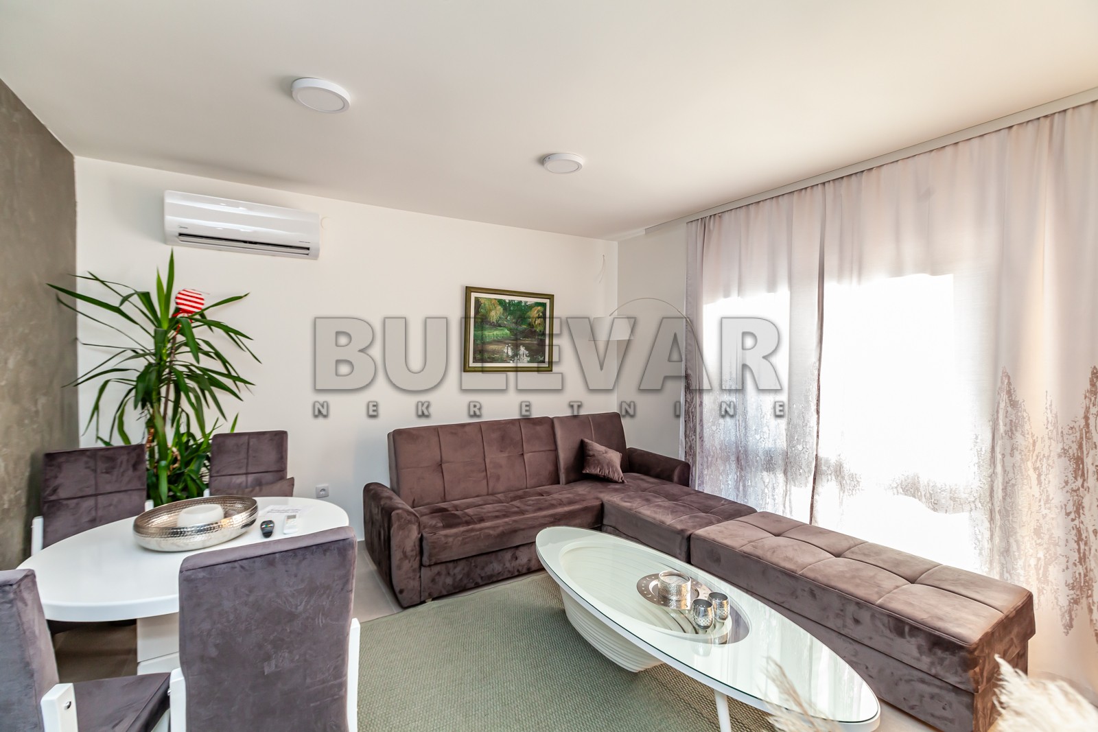 Dvosoban stan, 38 m2, Crveni Pevac, Hajduk Stanka ID: i-013267 2