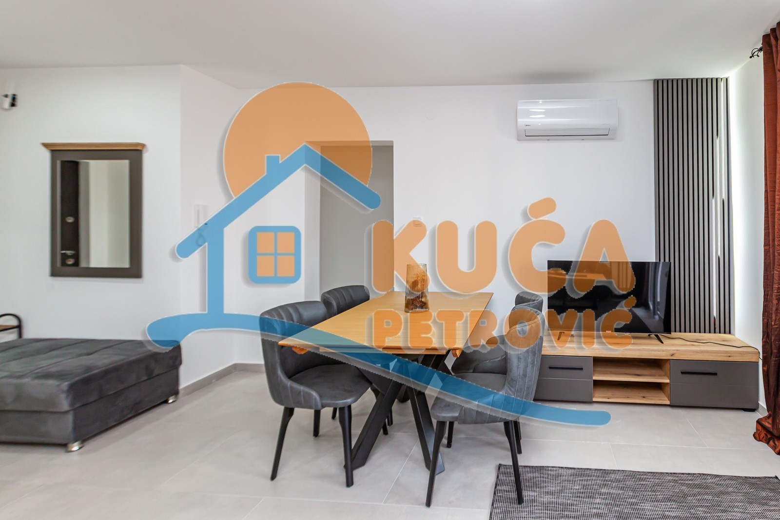 Dvosoban stan, 55 m2, Crveni Pevac, Hajduk Stanka ID: i-013270 1