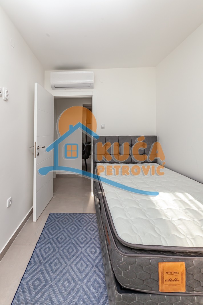 Dvosoban stan, 55 m2, Crveni Pevac, Hajduk Stanka ID: i-013270 5