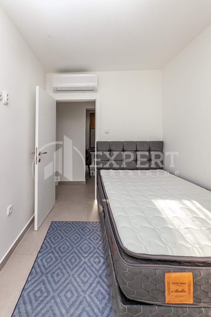 Dvosoban stan, 55 m2, Crveni Pevac, Hajduk Stanka ID: i-013270 5