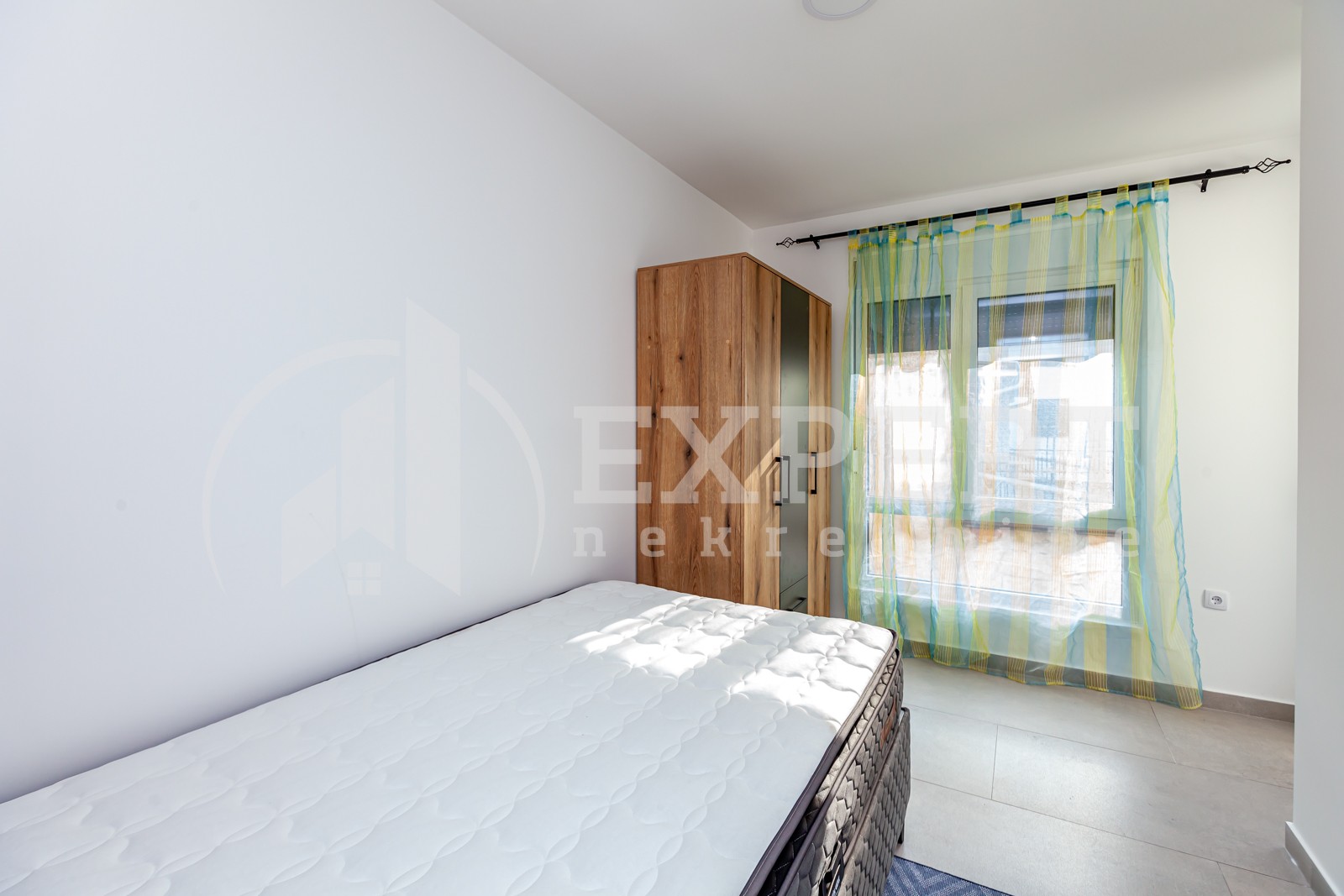 Dvosoban stan, 55 m2, Crveni Pevac, Hajduk Stanka ID: i-013270 8