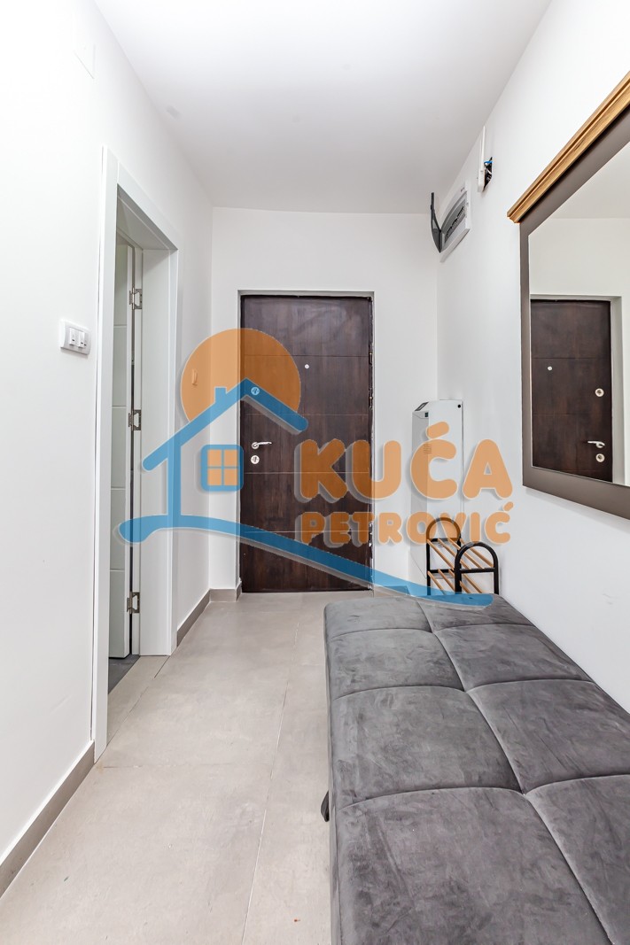 Dvosoban stan, 55 m2, Crveni Pevac, Hajduk Stanka ID: i-013270 13