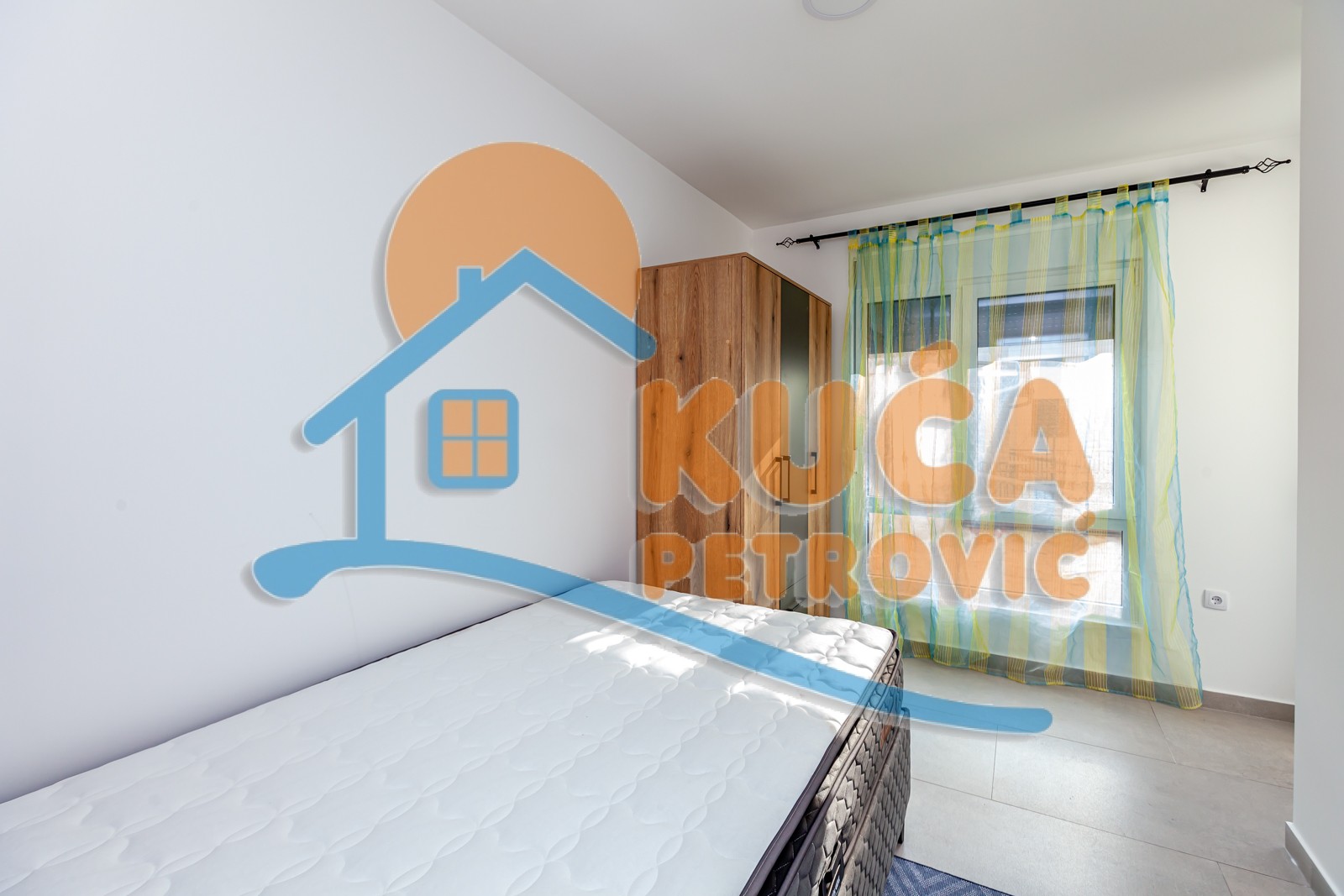 Dvosoban stan, 55 m2, Crveni Pevac, Hajduk Stanka ID: i-013270 8
