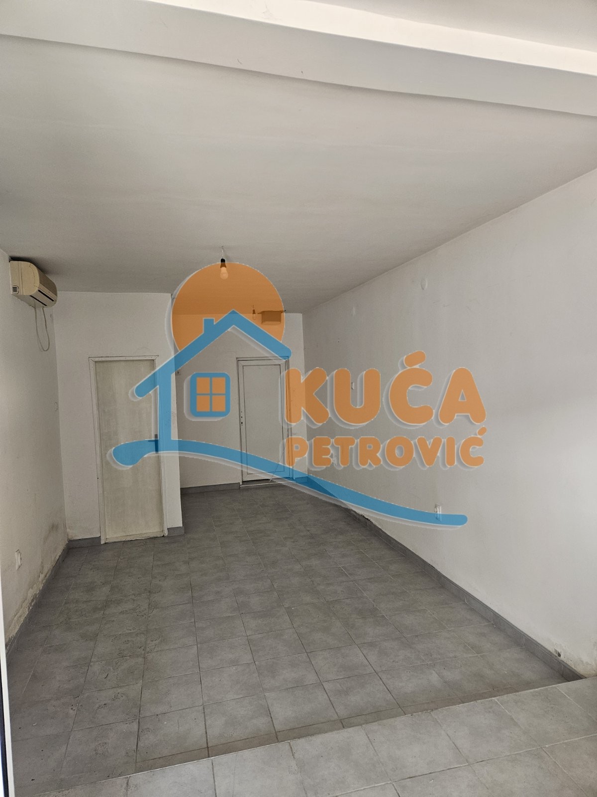 Lokal, 100 m2, Crveni krst, Mariborska ID: i-013276 1