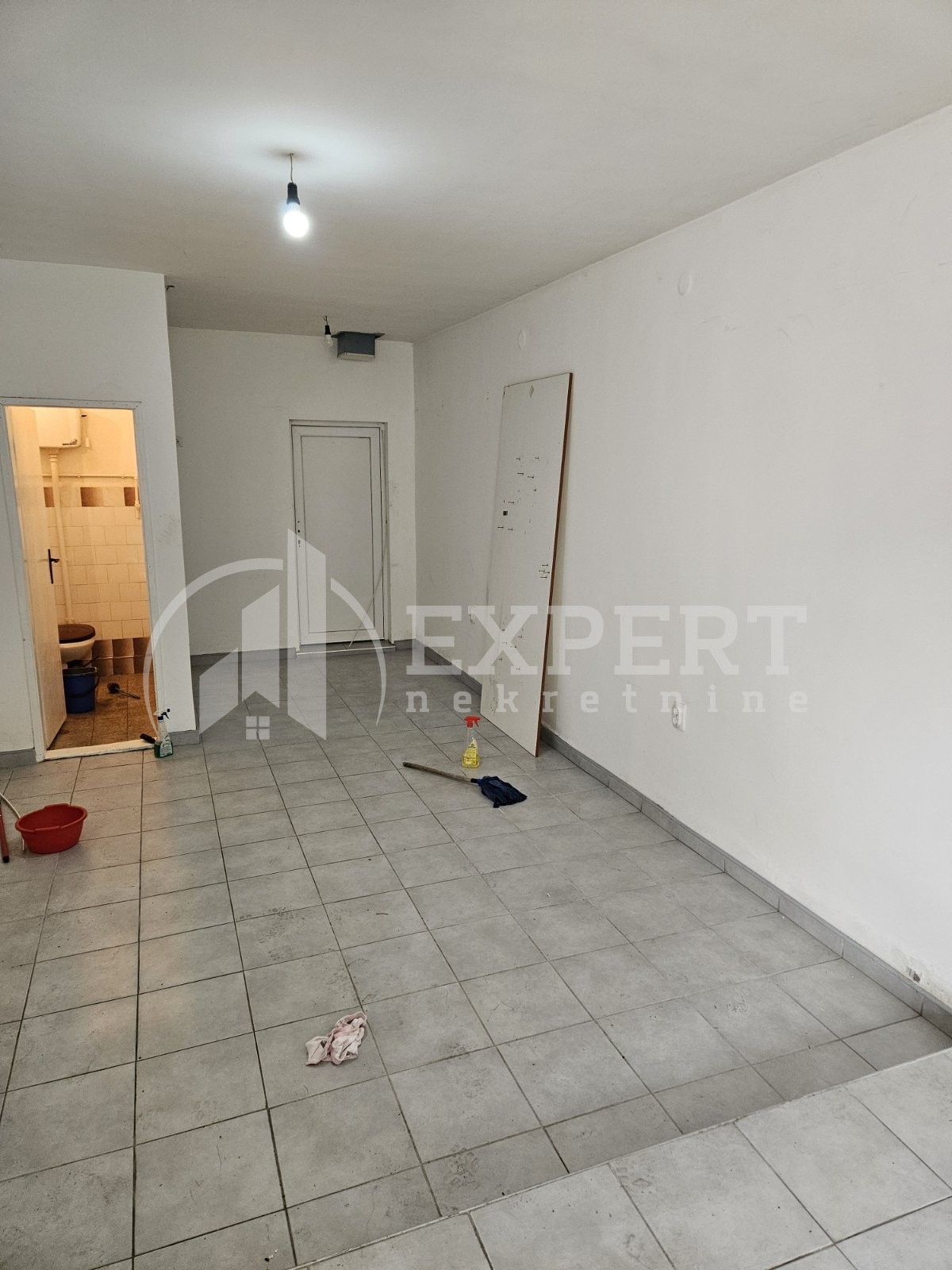 Lokal, 100 m2, Crveni krst, Mariborska ID: i-013276 3