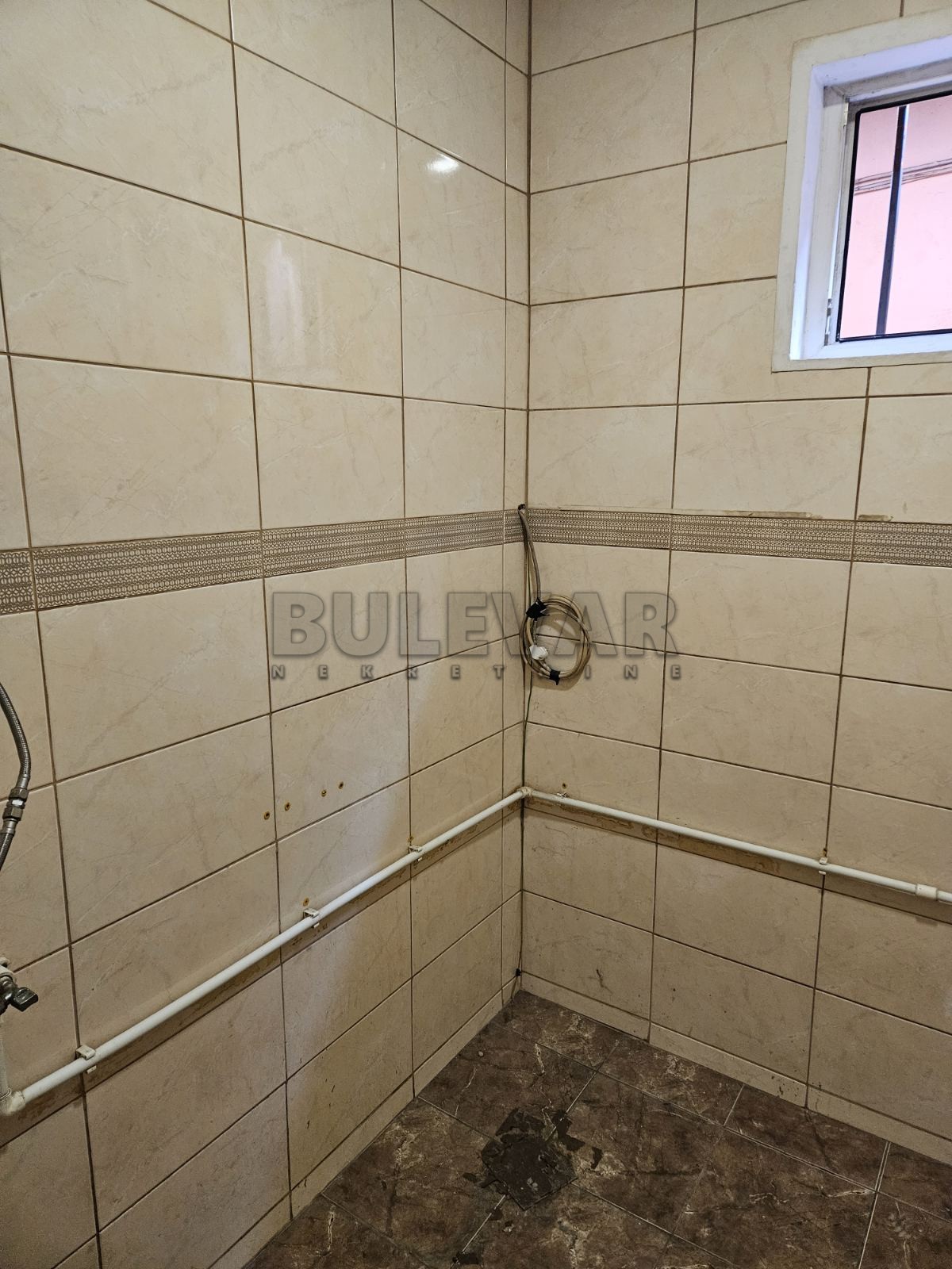 Lokal, 100 m2, Crveni krst, Mariborska ID: i-013276 6