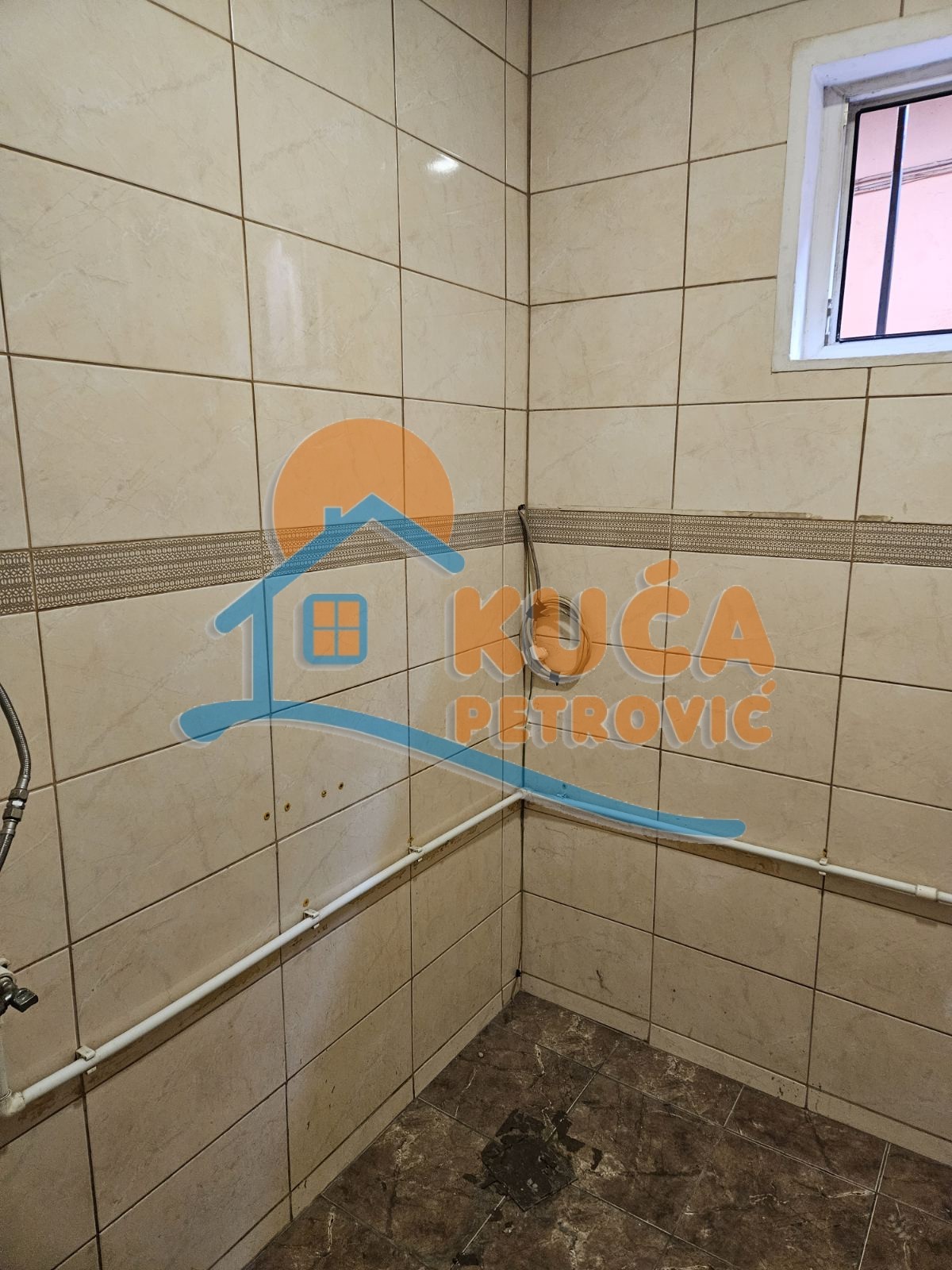 Lokal, 100 m2, Crveni krst, Mariborska ID: i-013276 6