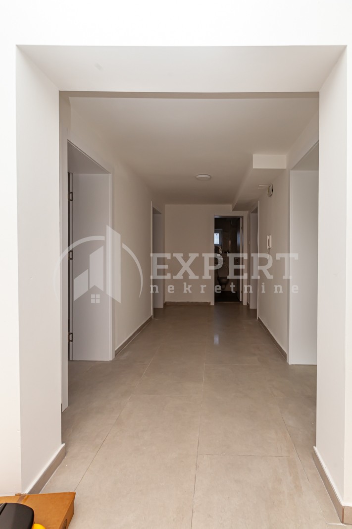 Lokal, 73 m2, Crveni Pevac, Hajduk Stanka ID: i-013272 8