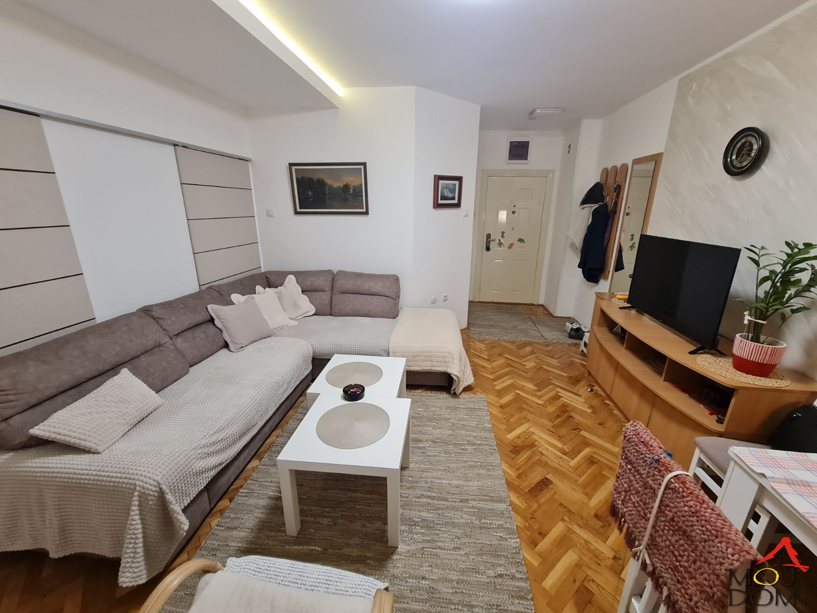 Stan,NOVI SAD,NOVA DETELINARA,kv: 43, € 118800, ID: 1029308 3