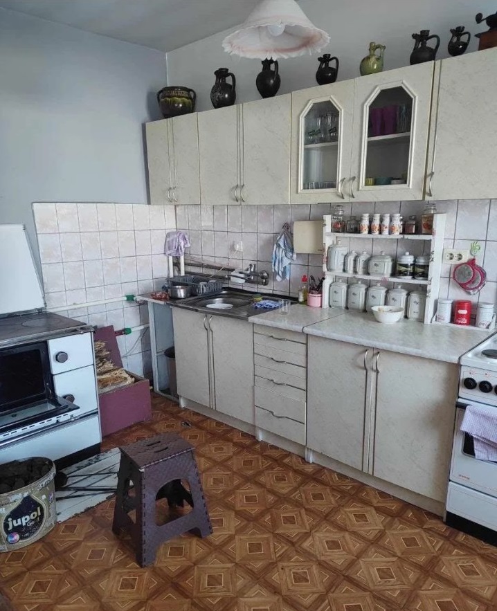 Prodajem kucu u Sefkerinu 200m2 5