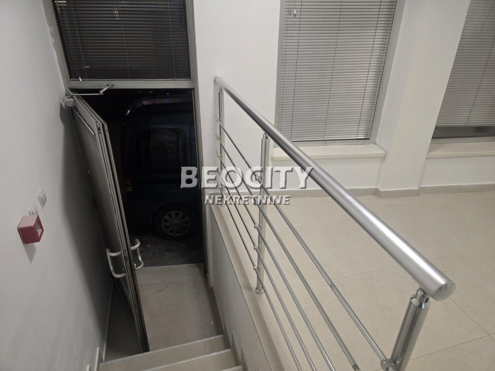Lokal, 24 m2, Vračar, Šumatovačka ID: 115905 5