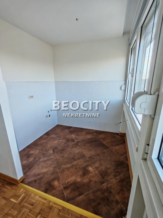 Dvosoban stan, 70 m2, Blok 45, Nehruova ID: 115892 11