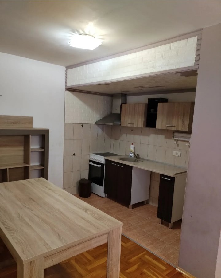 Prodajem stan Beograd Bolec 91m2 3