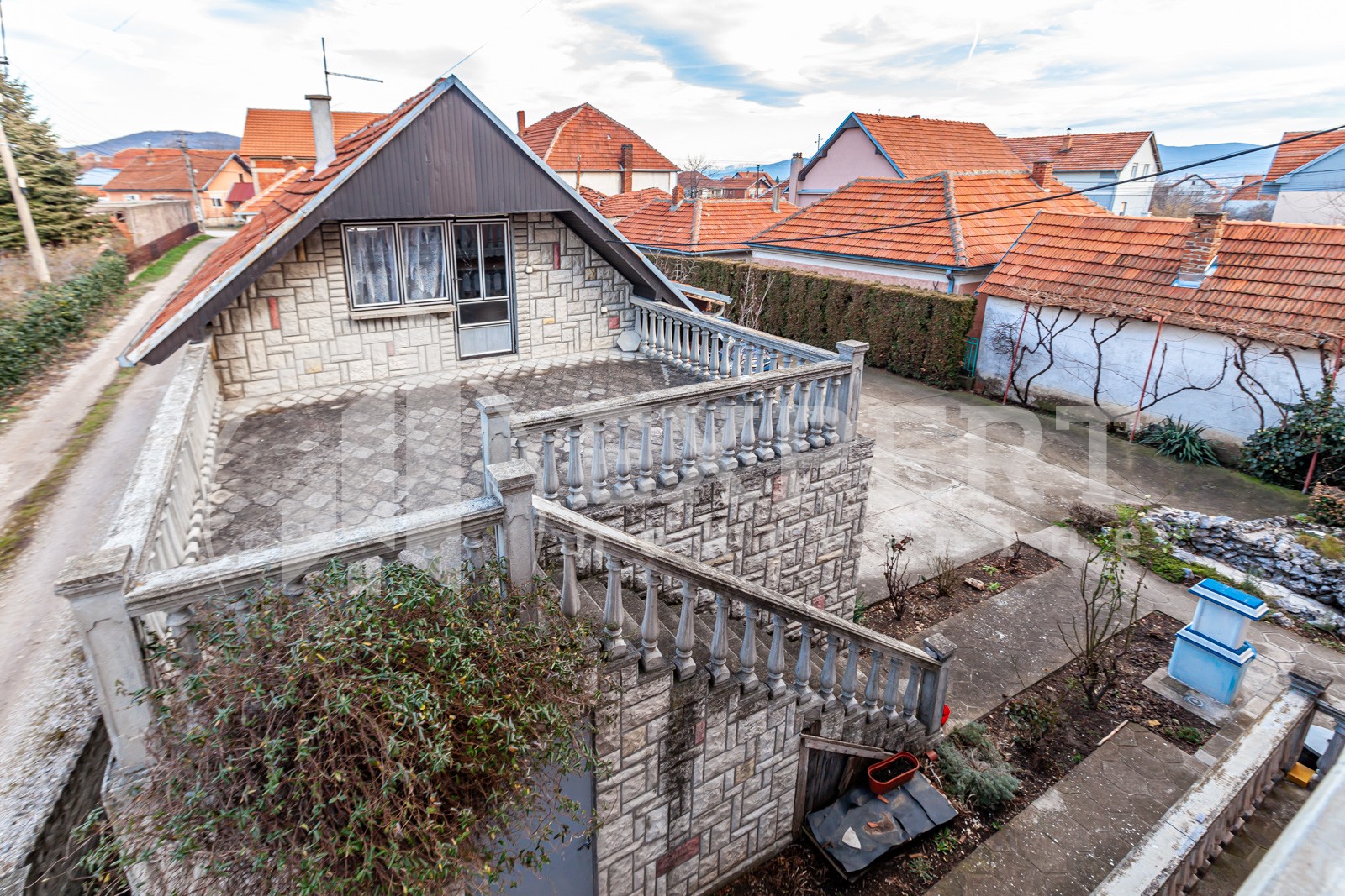 četvorosobna kuća, 500 m2, Donji Komren, Zlatarska ID: p-013292 25