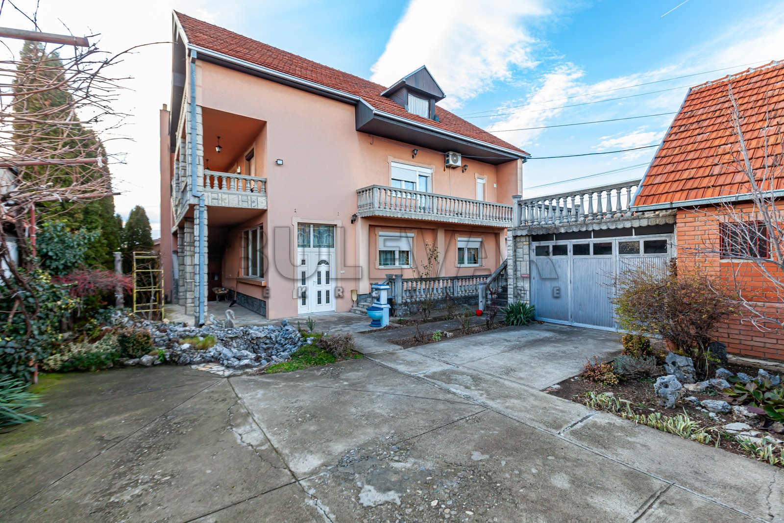 četvorosobna kuća, 500 m2, Donji Komren, Zlatarska ID: p-013292 1