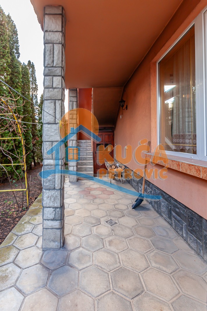 četvorosobna kuća, 500 m2, Donji Komren, Zlatarska ID: p-013292 2