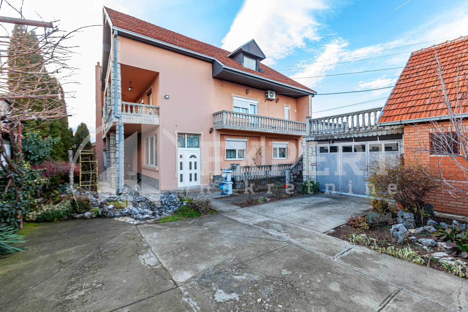 četvorosobna kuća, 500 m2, Donji Komren, Zlatarska ID: p-013292 1