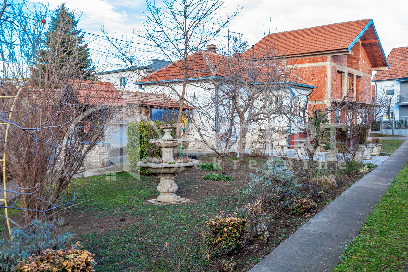 četvorosobna kuća, 500 m2, Donji Komren, Zlatarska ID: p-013292 37