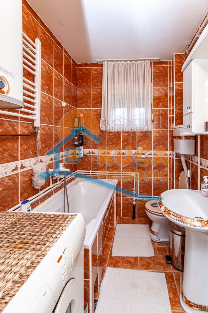 četvorosobna kuća, 500 m2, Donji Komren, Zlatarska ID: p-013292 23