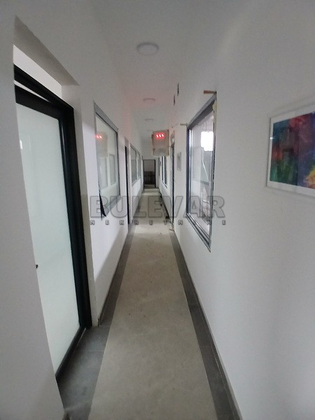 Lokal, 250 m2, Palilula, Donjovlaška ID: i-013299 8