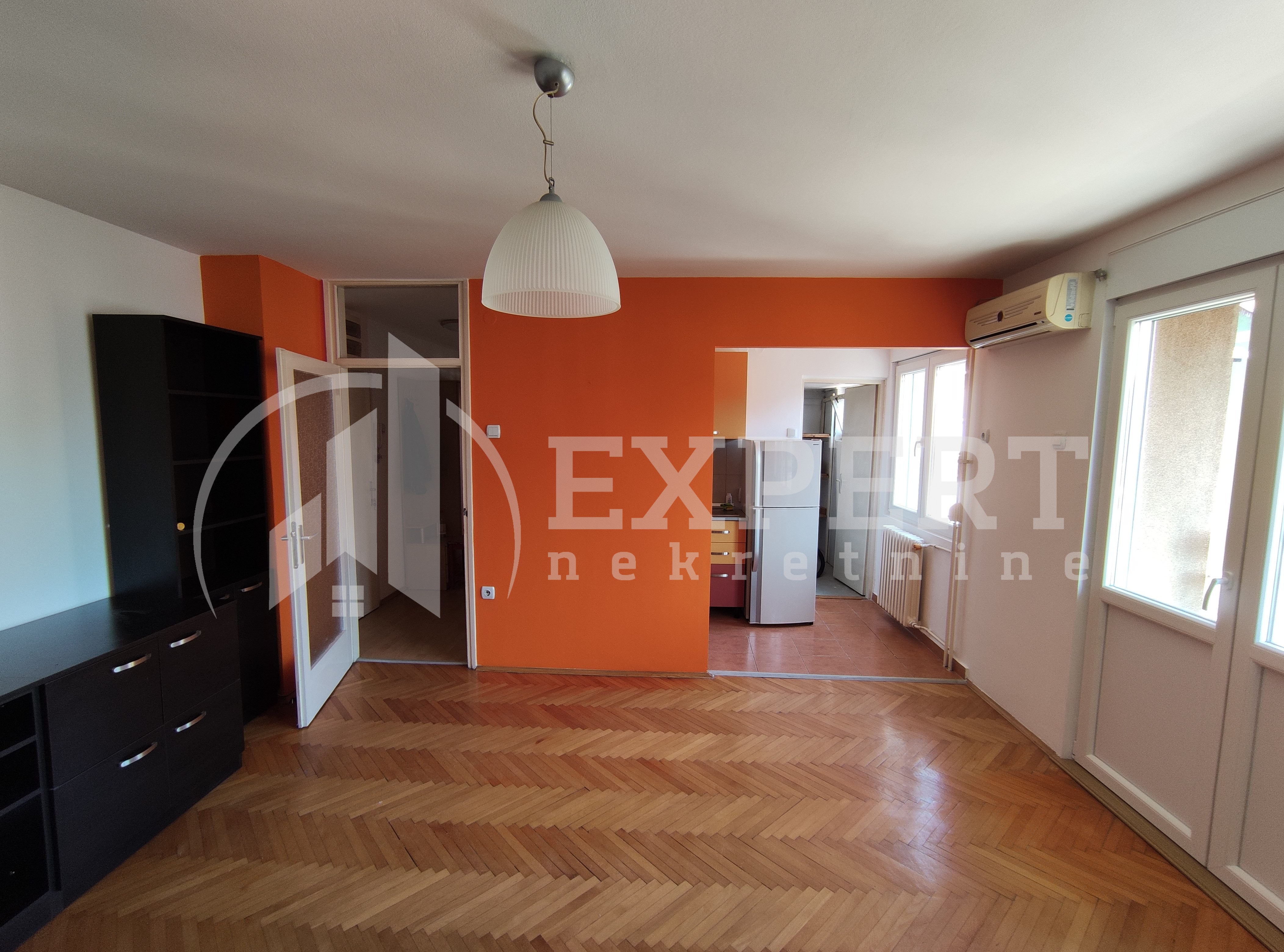 Dvosoban stan, 50 m2, Crveni Pevac, Generala Bože Jankovića ID: i-013308 2