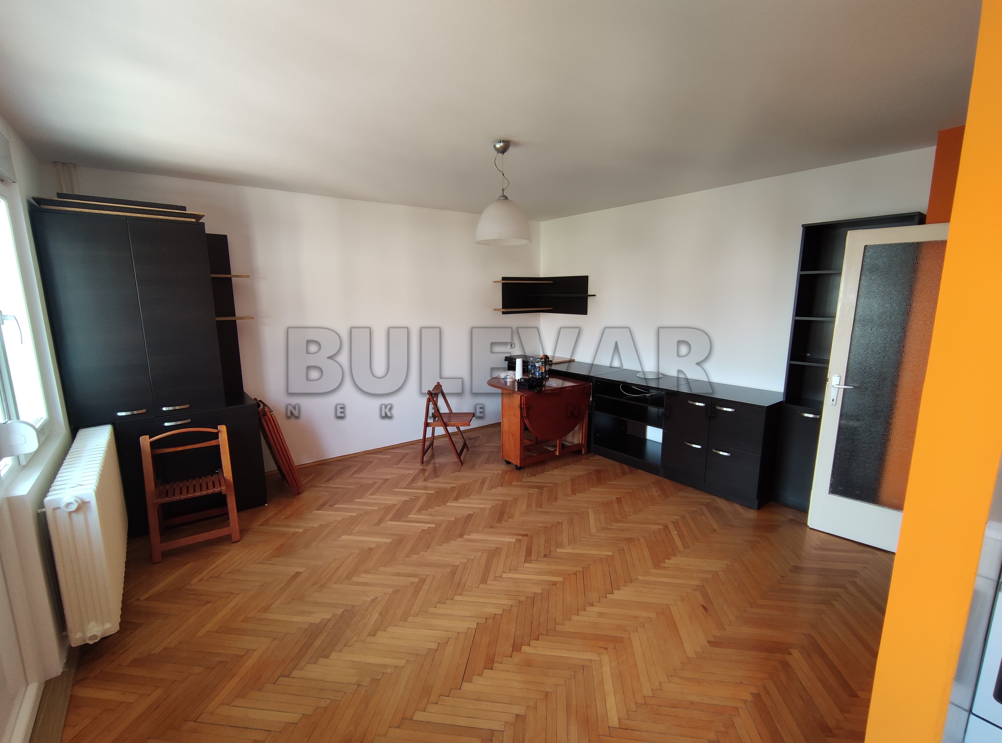 Dvosoban stan, 50 m2, Crveni Pevac, Generala Bože Jankovića ID: i-013308 1