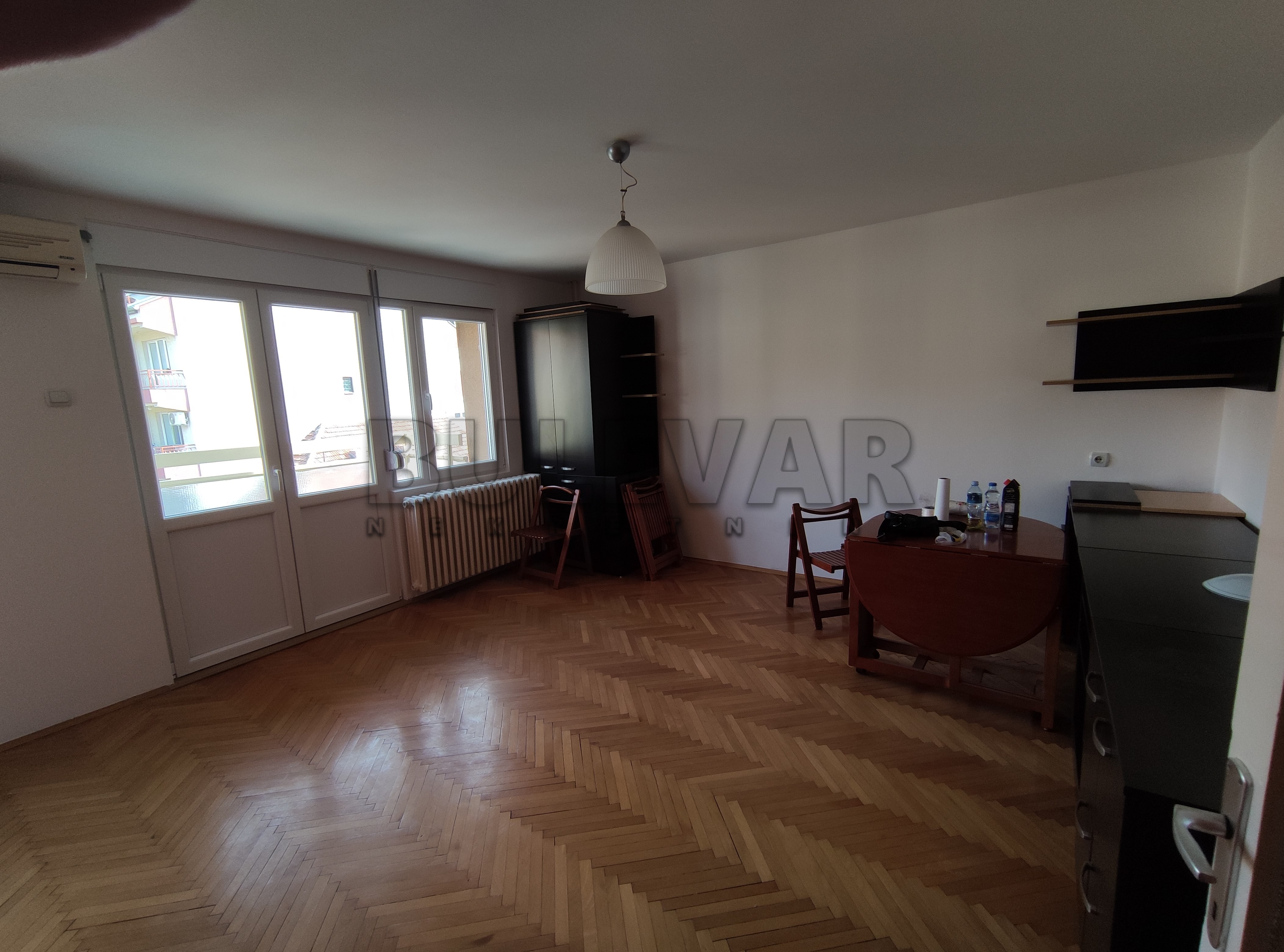 Dvosoban stan, 50 m2, Crveni Pevac, Generala Bože Jankovića ID: i-013308 3