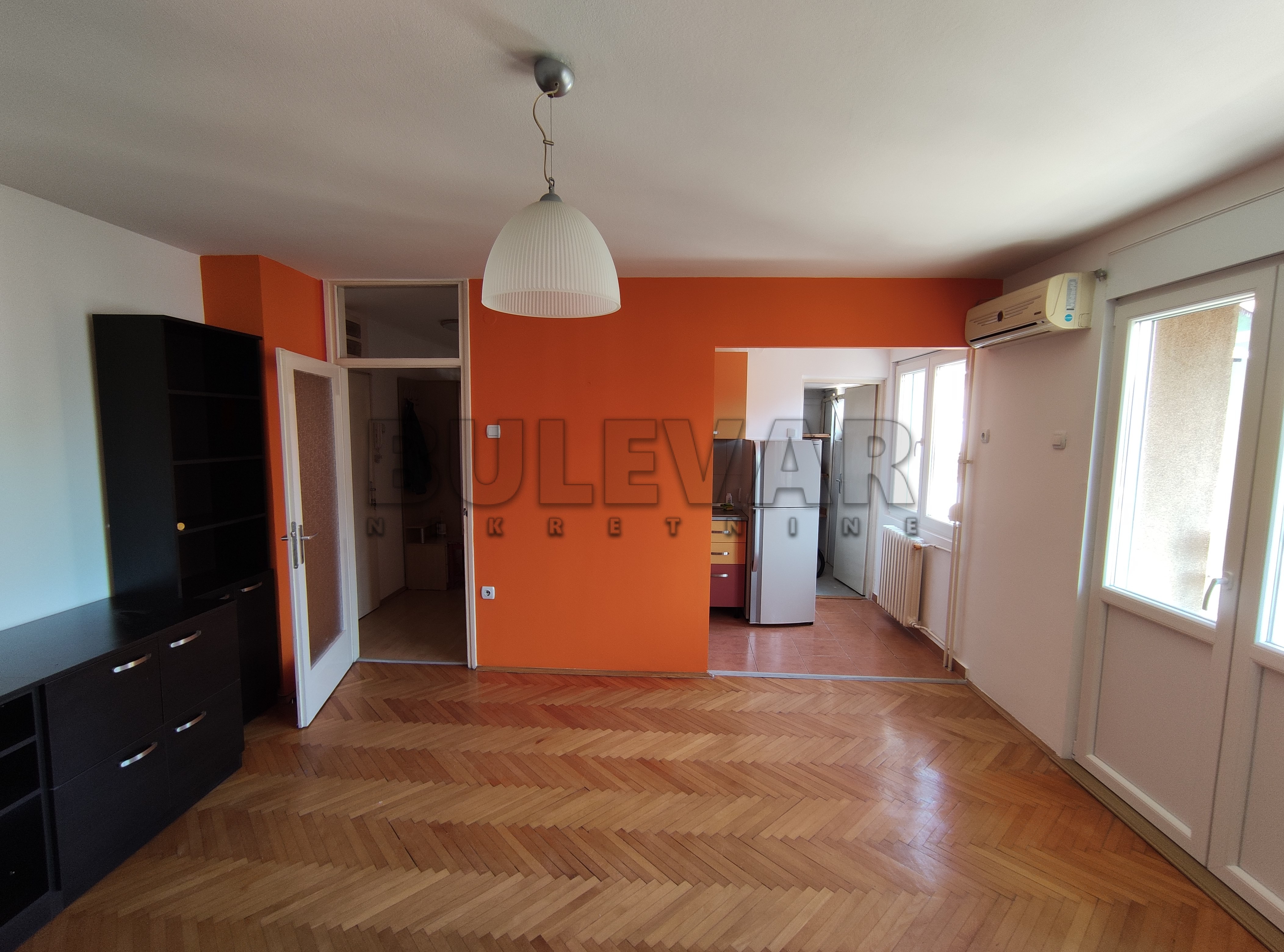Dvosoban stan, 50 m2, Crveni Pevac, Generala Bože Jankovića ID: i-013308 2