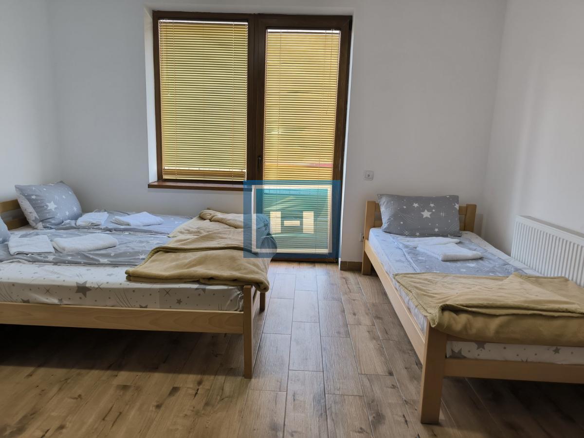 Predivan kompleks od 1000m2 u podnožju Rtnja na prodaju 17