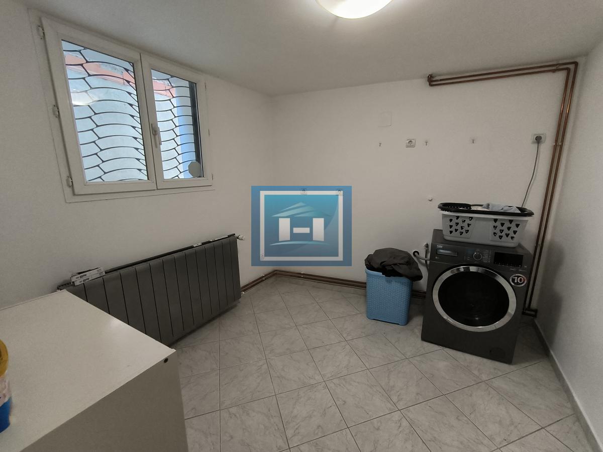 Kompletno nameštena moderna kuća u Ćupriji 16