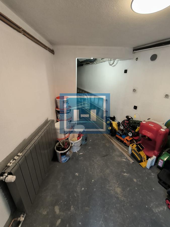 Kompletno nameštena moderna kuća u Ćupriji 21