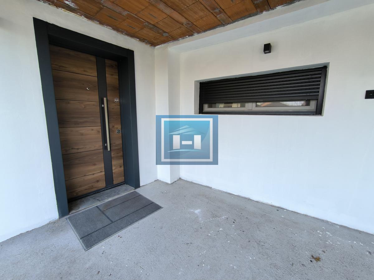 Kompletno nameštena moderna kuća u Ćupriji 23