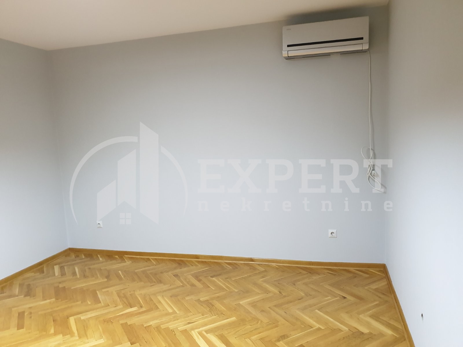 Lokal, 100 m2, Centar, Nikole Pašića ID: i-013313 8