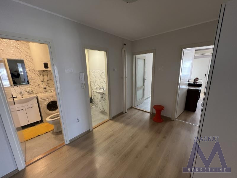 Stan,NOVI SAD,GRBAVICA,kv: 72, € 600, ID: 9101791 8