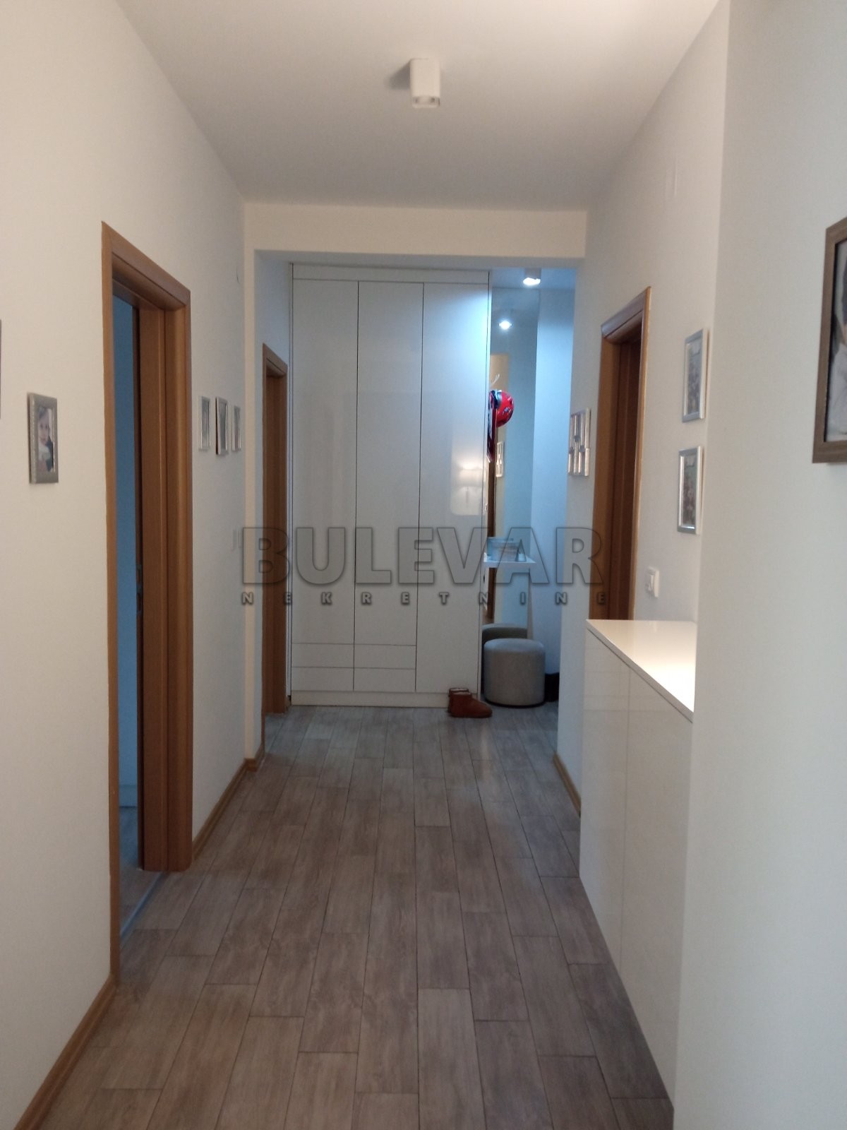 Trosoban stan, 105 m2, Dragoljuba Milovanovića Bene ID: p-013315 10