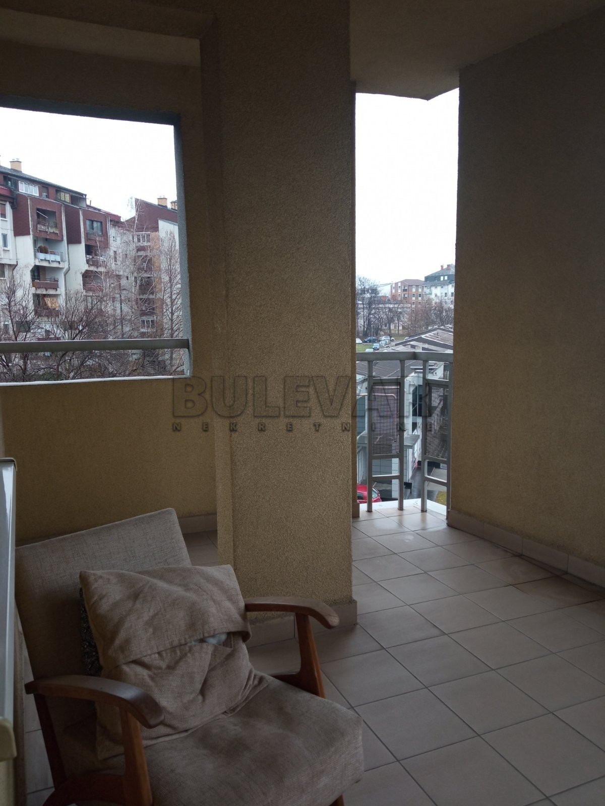 Trosoban stan, 105 m2, Dragoljuba Milovanovića Bene ID: p-013315 8