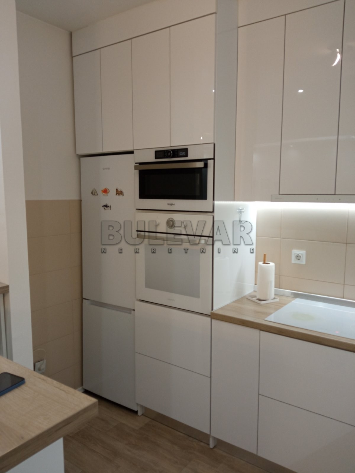 Trosoban stan, 105 m2, Dragoljuba Milovanovića Bene ID: p-013315 2