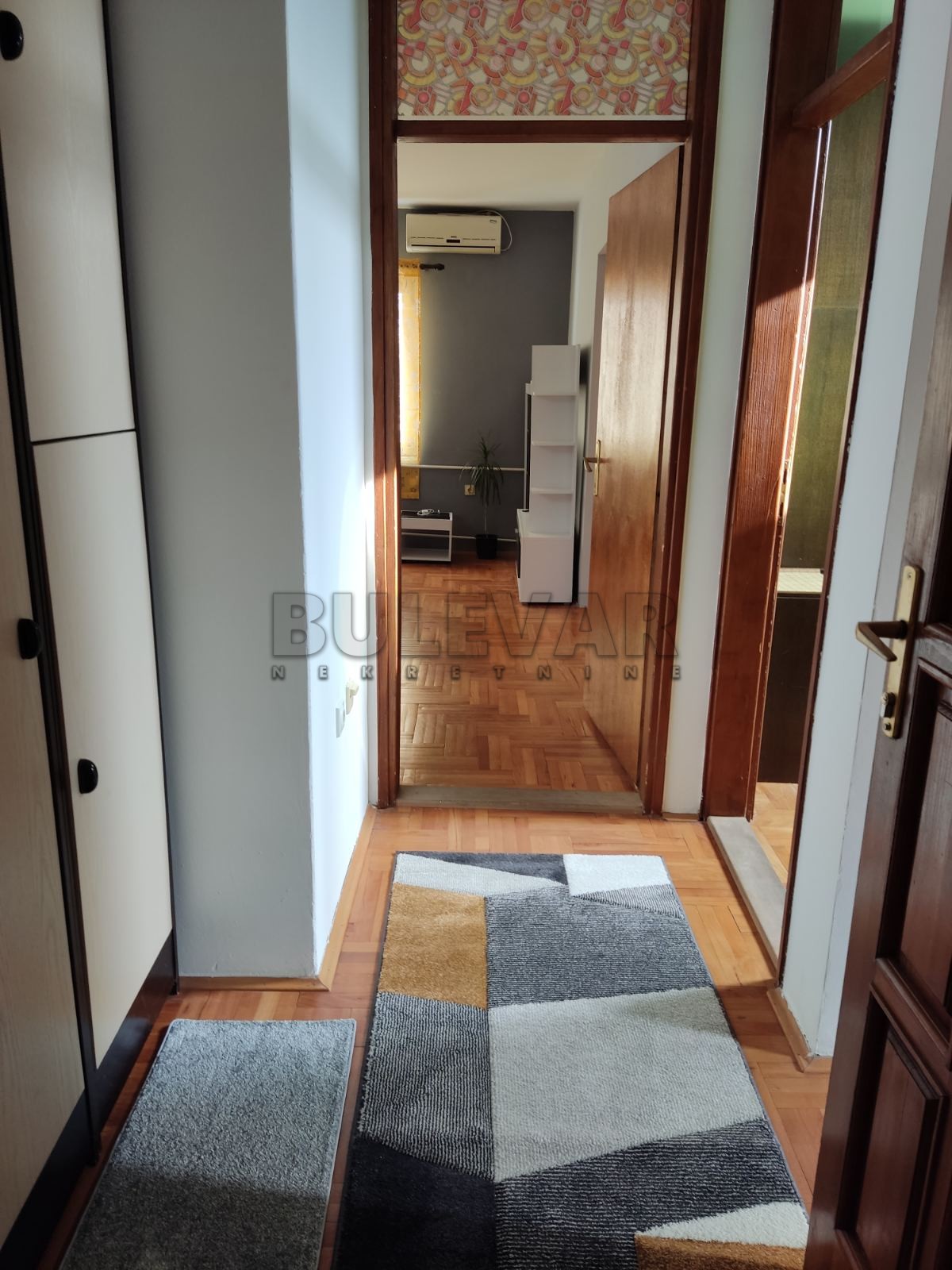 Trosoban stan, 69 m2, Bulevar Nemanjića, Uroša Predića ID: i-07473 11