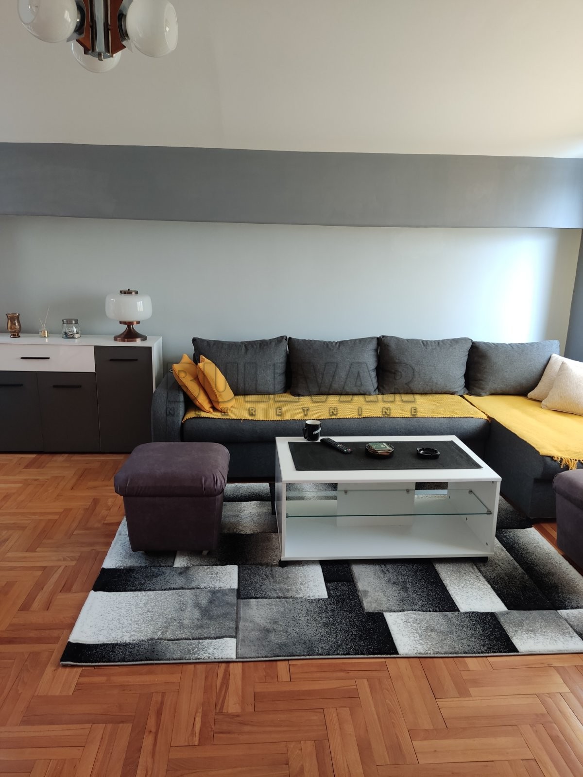 Trosoban stan, 69 m2, Bulevar Nemanjića, Uroša Predića ID: i-07473 2