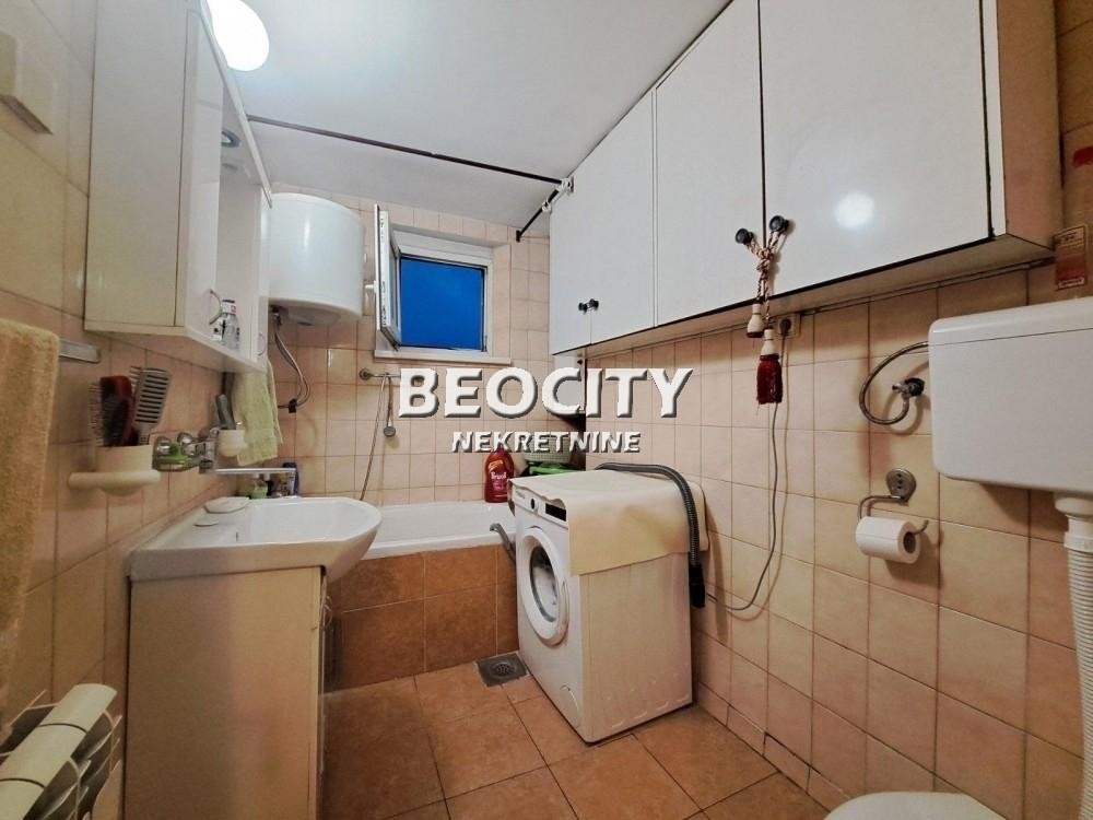 Trosoban stan, 68 m2, Vračar, Hadži Melentijeva ID: 116131 14