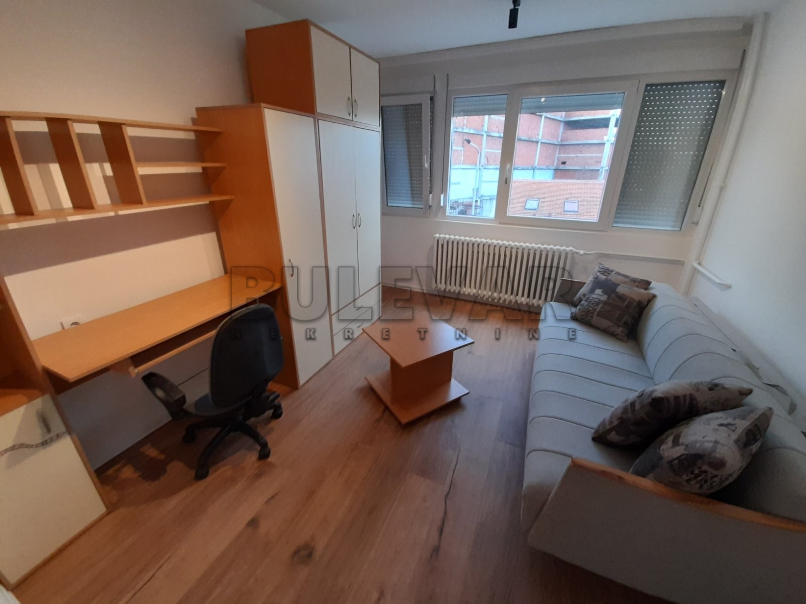 Trosoban stan, 63 m2, Čair, Cara Dušana ID: i-013282 3