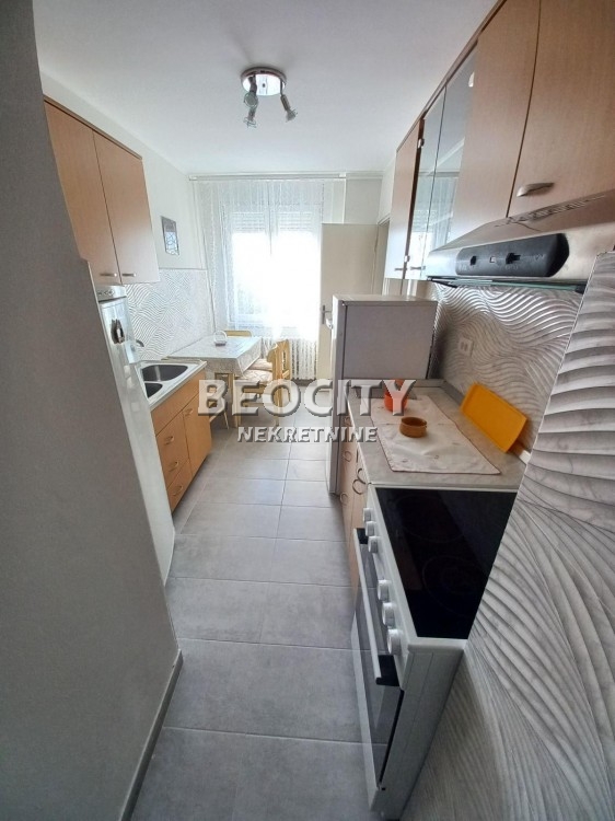 Trosoban stan, 72 m2, Grbavica, Alekse Šantića ID: 116103 2