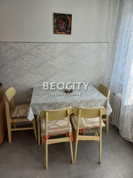 Trosoban stan, 72 m2, Grbavica, Alekse Šantića ID: 116103 3