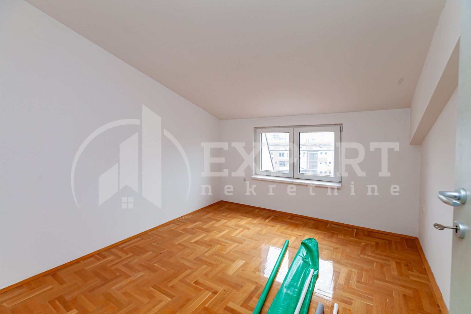 četvorosoban stan, 54.13 m2, Centar, Generala Milojka Lešjanina ID: p-013311 4