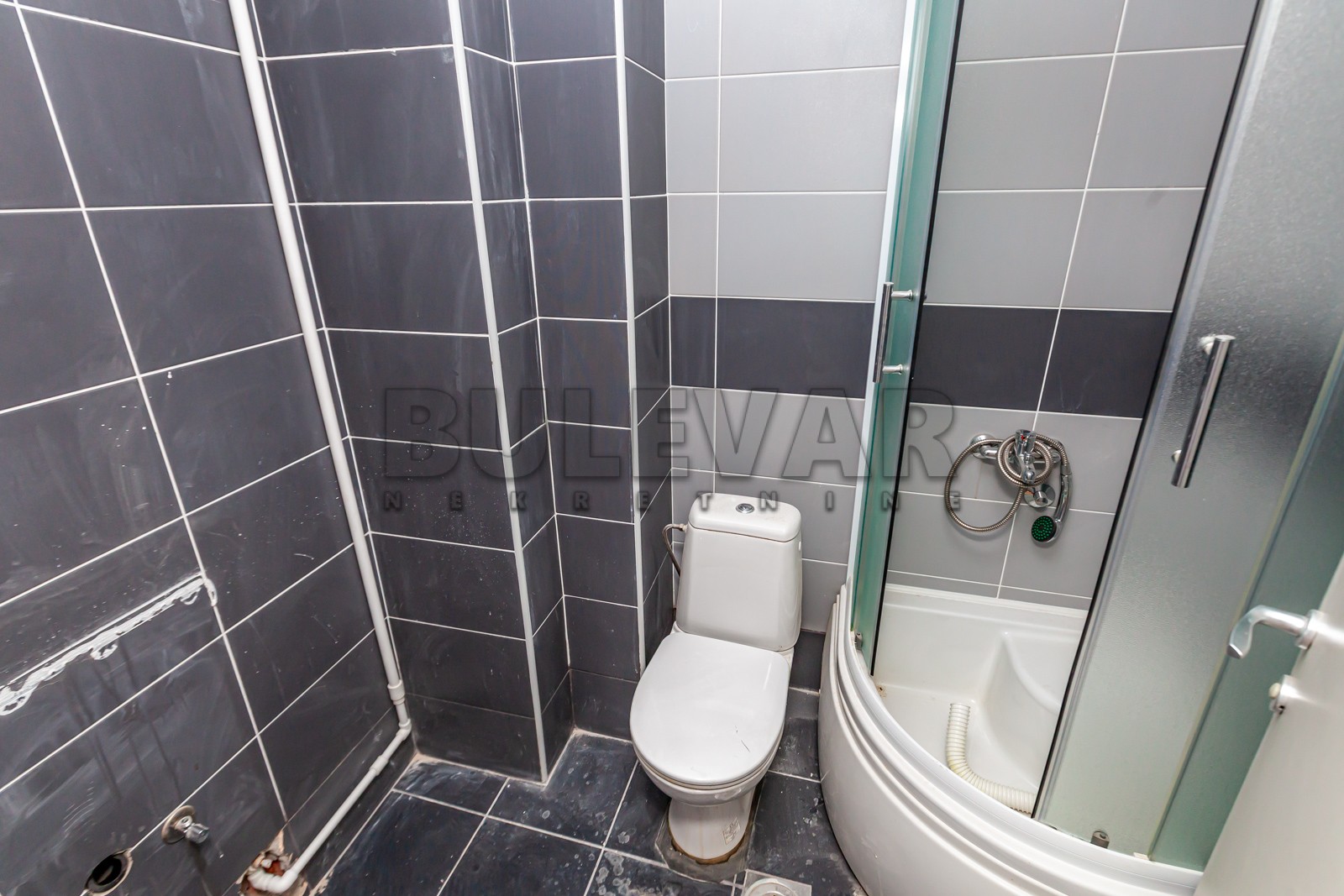 četvorosoban stan, 54.13 m2, Centar, Generala Milojka Lešjanina ID: p-013311 3