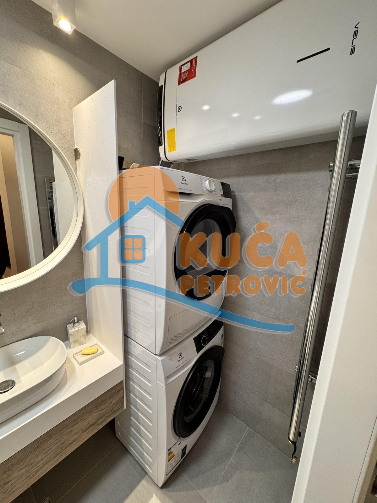 četvorosoban stan, 76 m2, Medijana, Bulevar Nemanjića ID: i-013343 19