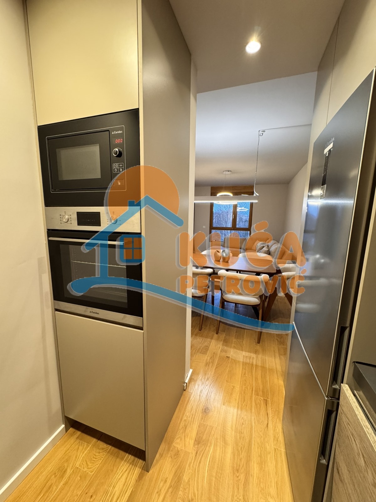 četvorosoban stan, 76 m2, Medijana, Bulevar Nemanjića ID: i-013343 8